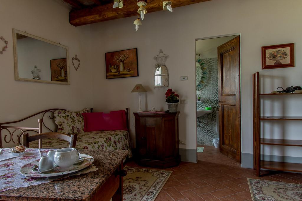 Agriturismo Specchio Del Lago Montefiascone Luaran gambar